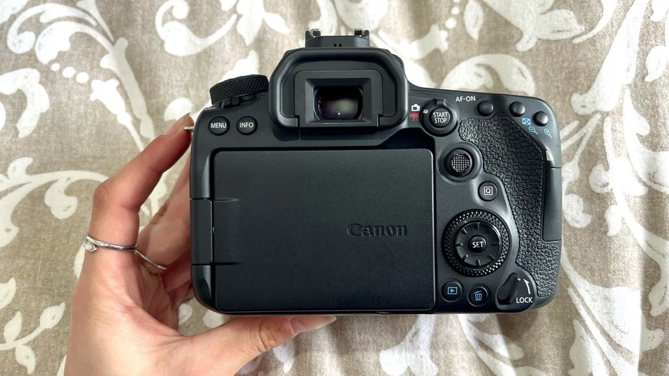 Canon EOS 90D, foto 4 de 5