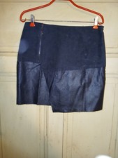 AMISU Kunstleder Minirock Schwarz Gr. 38 M - Asymmetrisch Wickeloptik - TOP