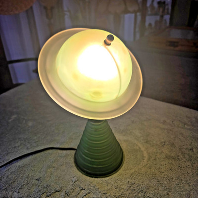New York World's Fair 1939 Green Frosted Glass Leon Houze Saturn Art Deco Lamp