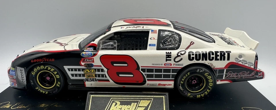 Dale Earnhardt Jr 2002 1/24 Monte Carlo Tribute The Concert Car Revell NASCAR Foto 2 de 4