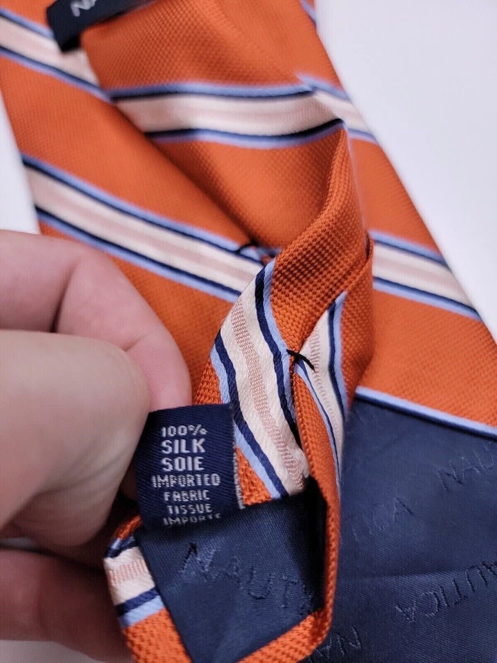 Corbata formal para hombre Nautica 60"Lx4"W naranja/blanco Foto 4 de 4