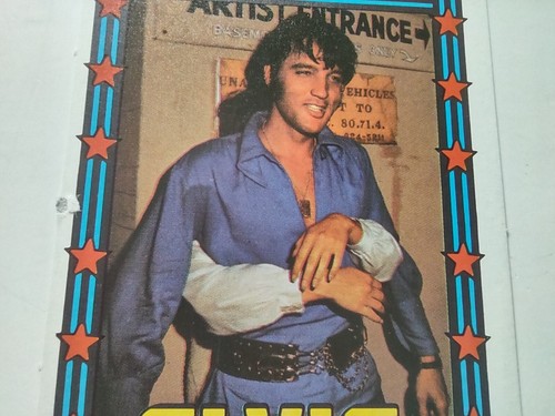 1978 Monty Gum Elvis Presley tarjeta coleccionable detrás del escenario abrazando al rey del rock n roll - Imagen 6 de 8