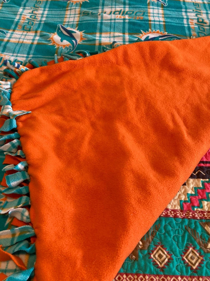 Manta Miami Dolphins 46"x61" más flecos doble polar fanático del equipo de fútbol americano Foto 4 de 4