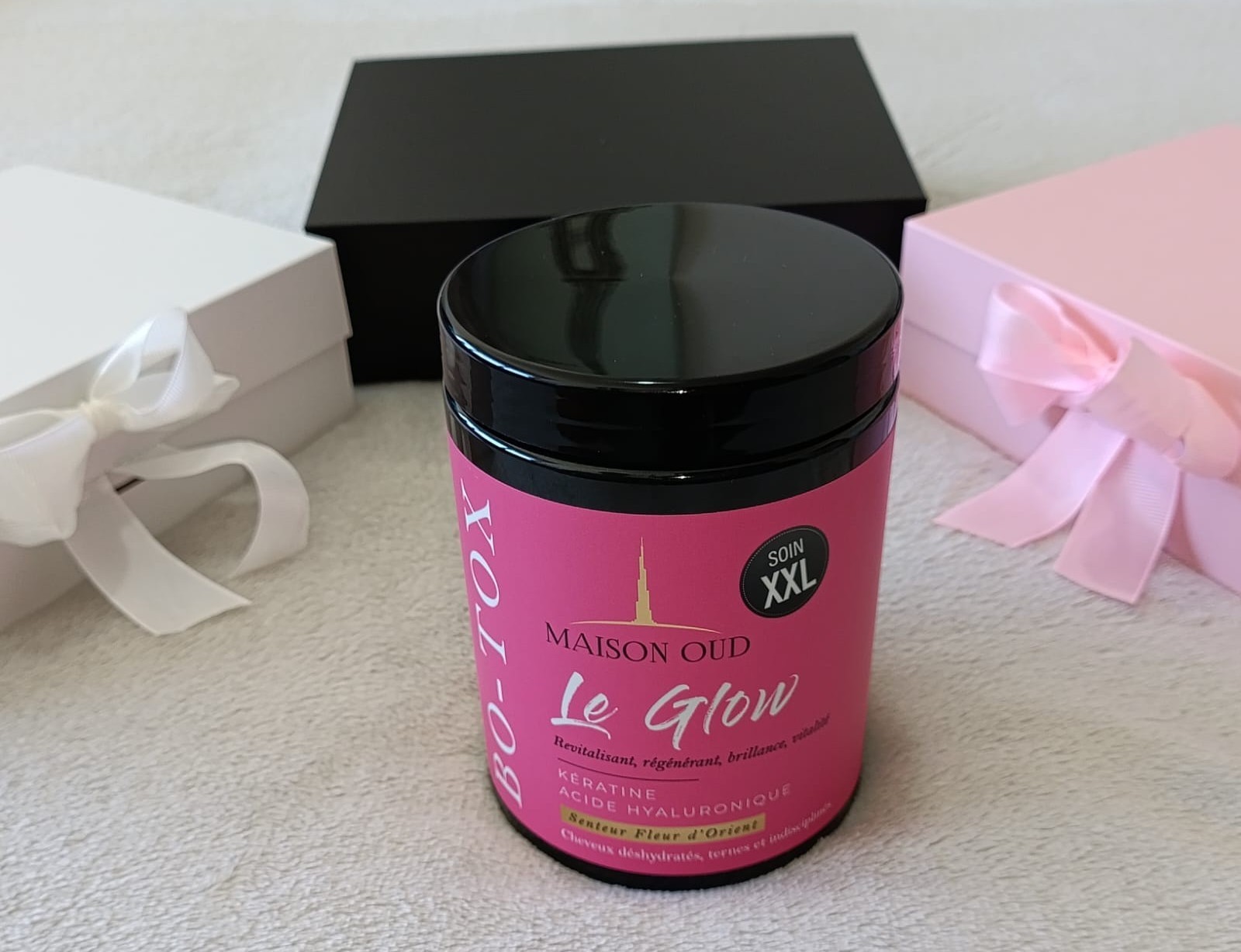 Soin capillaire Cheveux Bo-Tox Le Glow Maison Oud remède anti-frisottis et cheveux cassants