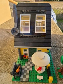 LEGO Creator: 4996 Beach House 3-in-1 Complete with Manuals (READ DESCRIPTION)