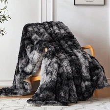COOVA Ultra Soft Faux Fur Throw Blanket – Fuzzy Fluffy Cozy Microfiber Blanket