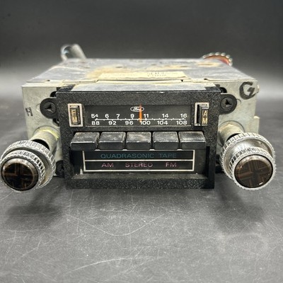 Vintage Ford Lincoln AM/FM 8 Track Player 5LN4805 With Orig Plugs