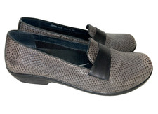 Dansko Women  s Oksana Clog Loafers size 38/ 7.5 Snakeskin Embossed