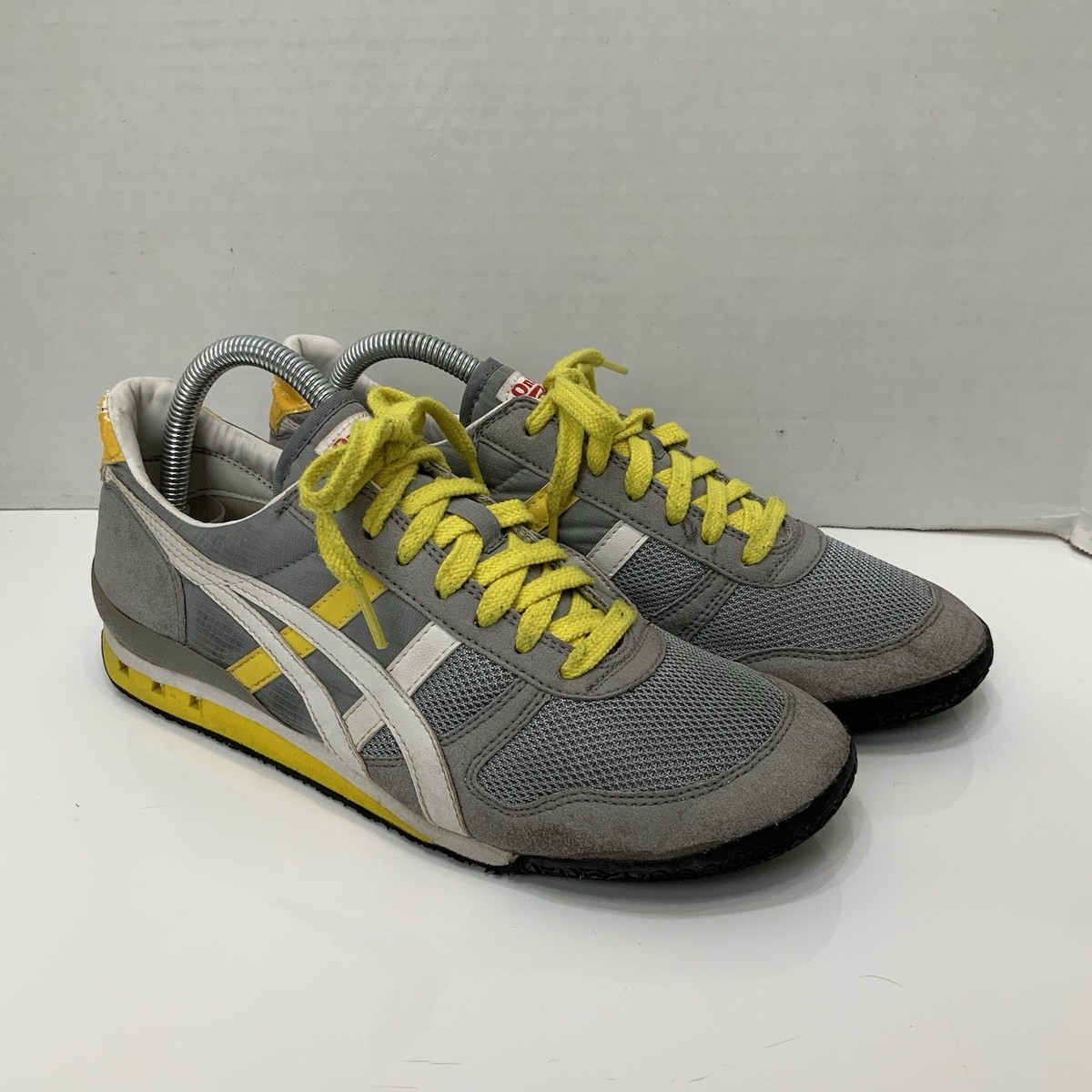 Asics Onitsuka Tiger Ultimate 81 Size EU 40 Gray Yellow White