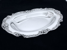 REED & BARTON KING FRANCIS ORNATE MIDCENTURY ROCOCO OBLONG BREAD PASTRY TRAY REED & BARTON KING FRANCIS ORNATE MIDCENTURY ROCOCO OBLONG BREAD PASTRY TRAY - Image 1