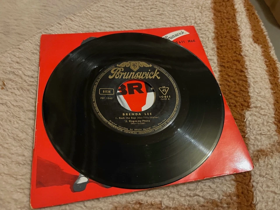 EP BRENDA LEE ROCK THE BOP French rockabilly Excellent état BRUNSWICK - Photo 3/3