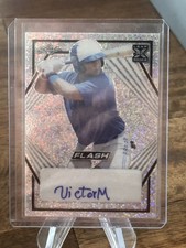 VICTOR MESIA 2021 LEAF FLASH SPECKLE AUTOGRAPH BLUE JAYS