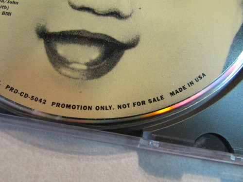 RED HOT CHILI PEPPERS GIVE IT AWAY ALBUM VERSION PROMO SILK SCREEN DISC LABEL CD - Picture 2 of 5