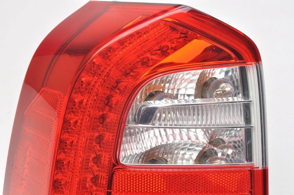 VOLVO V70 III Lift LED Luz Trasera Izquierda - Imagen 3 de 4