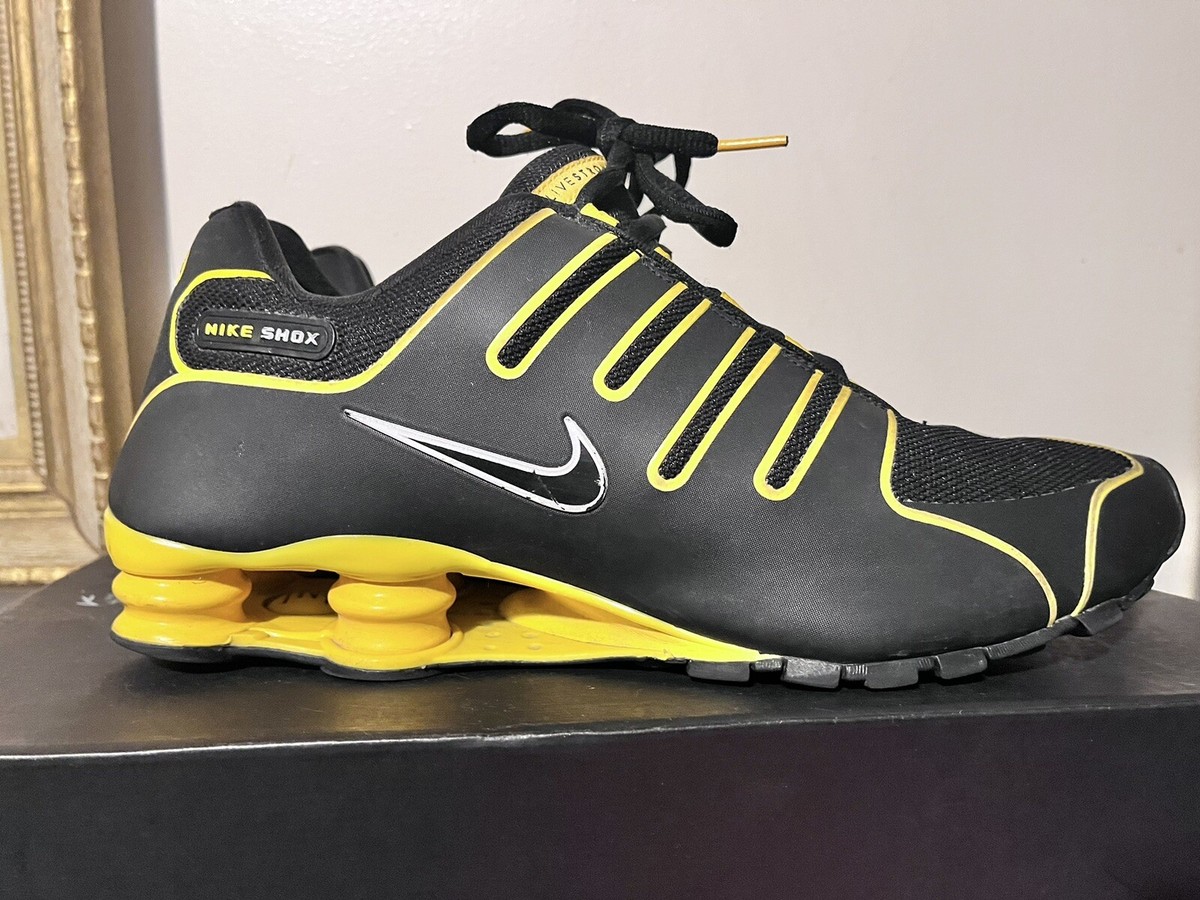 2012 Men's Nike Shox NZ SE Livestrong Maize Black Used Size 11