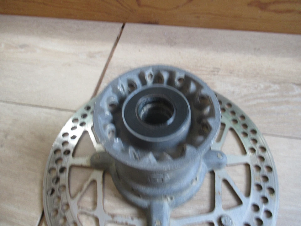 TE 450 HUSQVARNA 2004 TE 450 HUSQVARNA 2004 BUJE RUEDA DELANTERA Foto 2 de 4