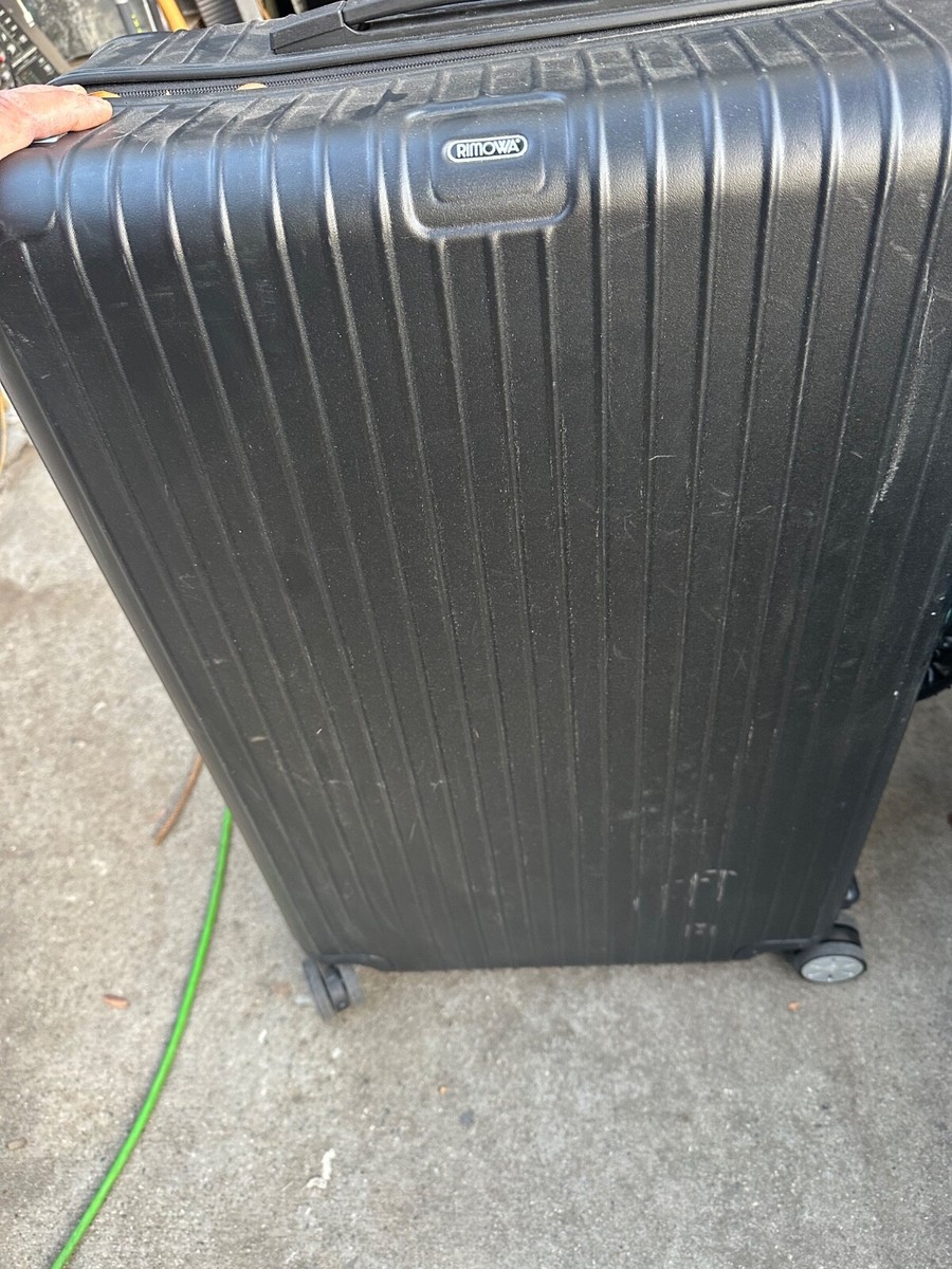 Rimowa Salsa Cabin Carry-On Luggage 32L 4-Wheel Suitcase Black 21