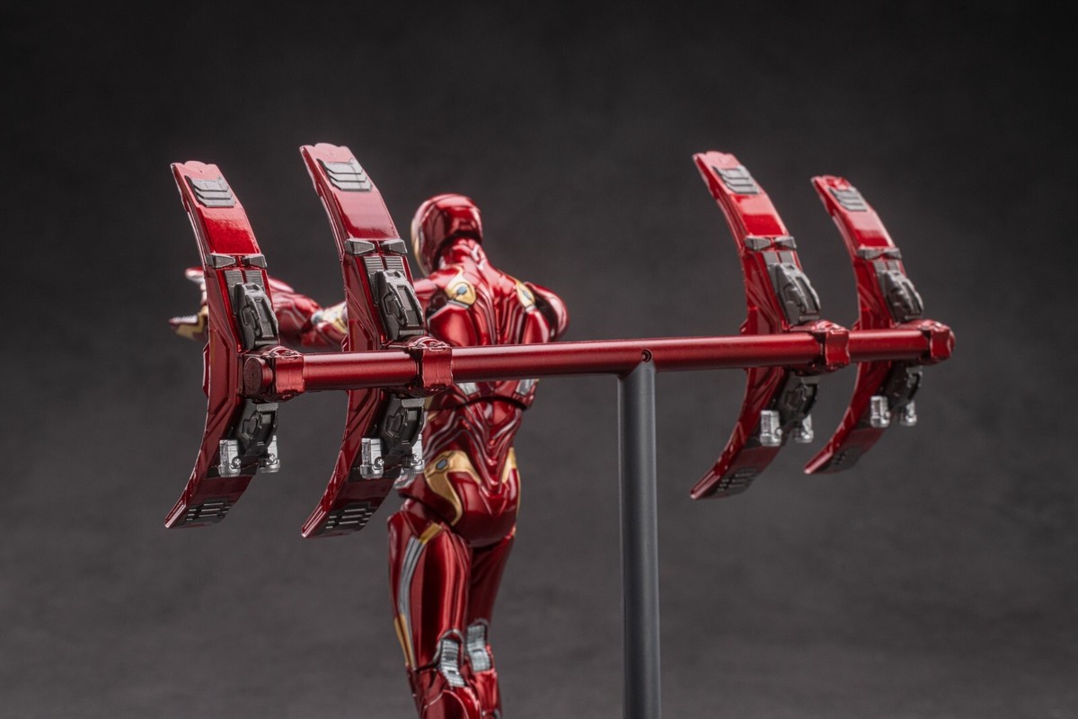ZD Toys Avengers: Infinity War 1/10 Iron Man Mark L & Platform Set 