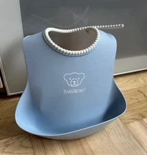Baby Bjorn Food Catching Bib Plastic blue w White Beaded Rim Teddy Bear