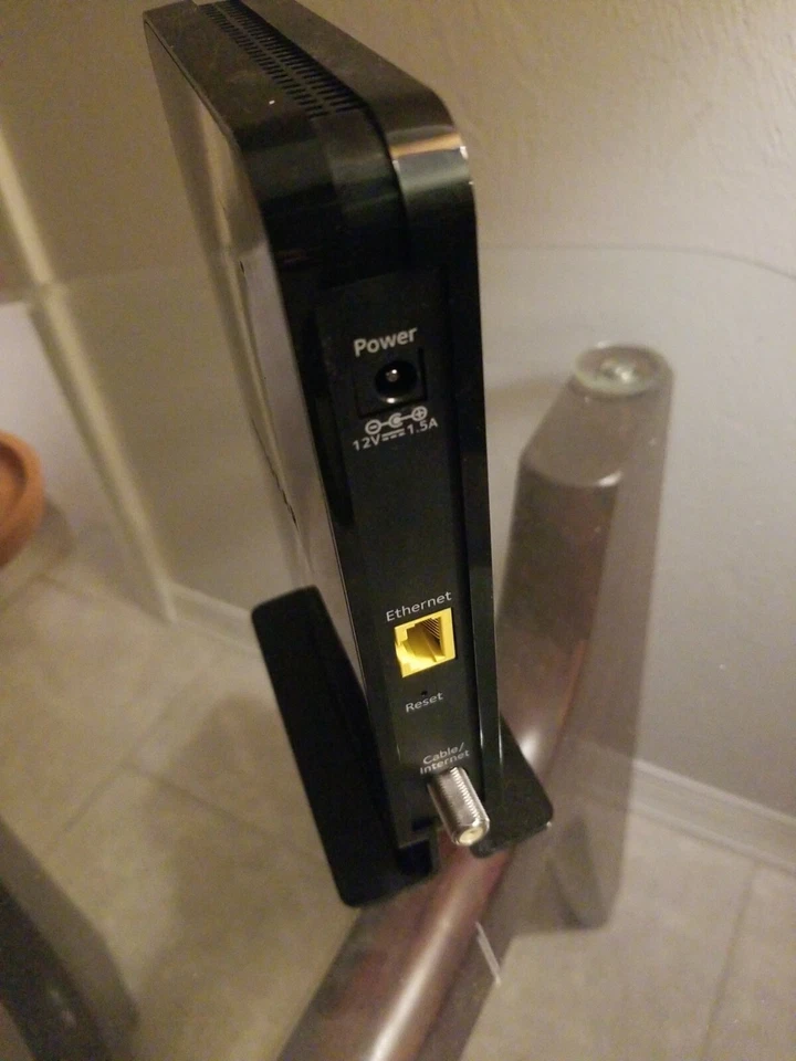 NETGEAR Cable Modem CM500 300 Mbps DOCSIS 3.0 Comcast Xfinity Spectrum Cox - Image 3 of 3