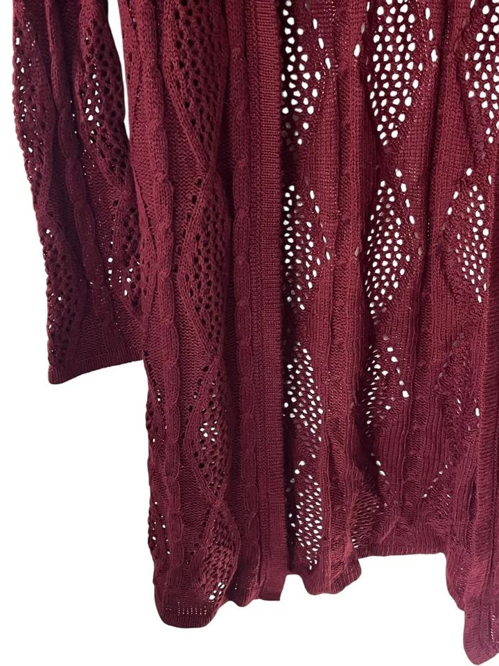 Cárdigan abierto Charlotte Russe para mujer talla M burugndy crochet manga larga plumero Foto 4 de 4
