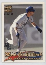 1999 Pacific Paramount Holo-Gold 26/199 Mark Grudzielanek #116 12gr