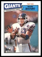 1987 Topps #17 Mark Bavaro AP Giants