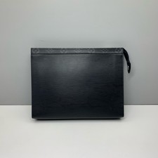 Louis Vuitton Pre-Owned Authentic Pochette Voyage Clutch Black M81326