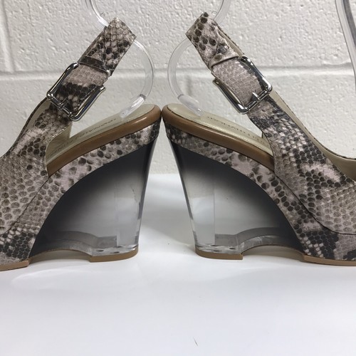 Donald Pliner Womens Debb Reptile Print Leather Wedge Acrylic Heel Peep Toe 8.5M - Picture 7 of 12