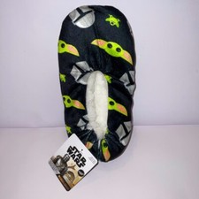 NWT Kids Disney Star Wars slippers