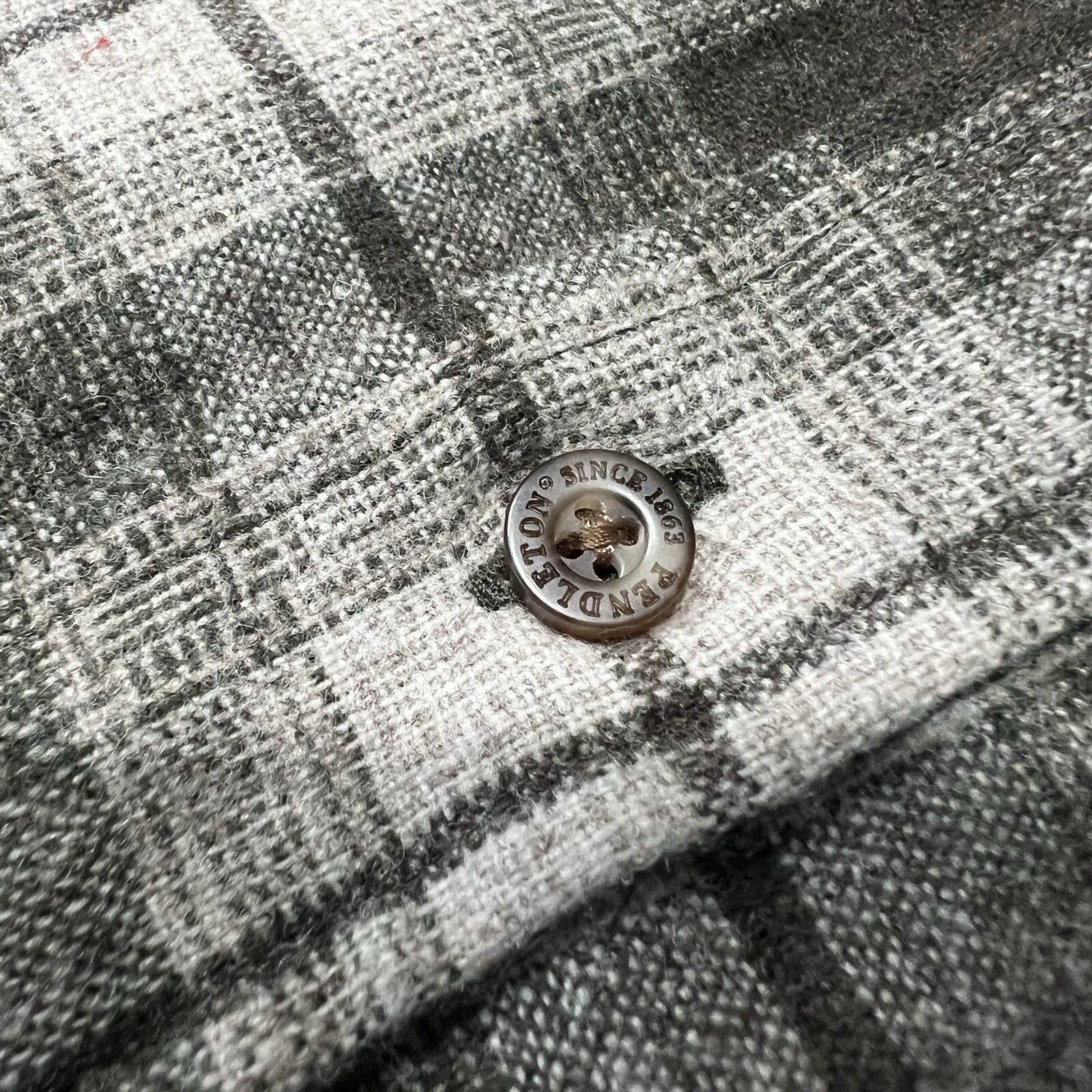 Pendleton Wool Plaid Trail Button Down Shirt Elbo… - image 5