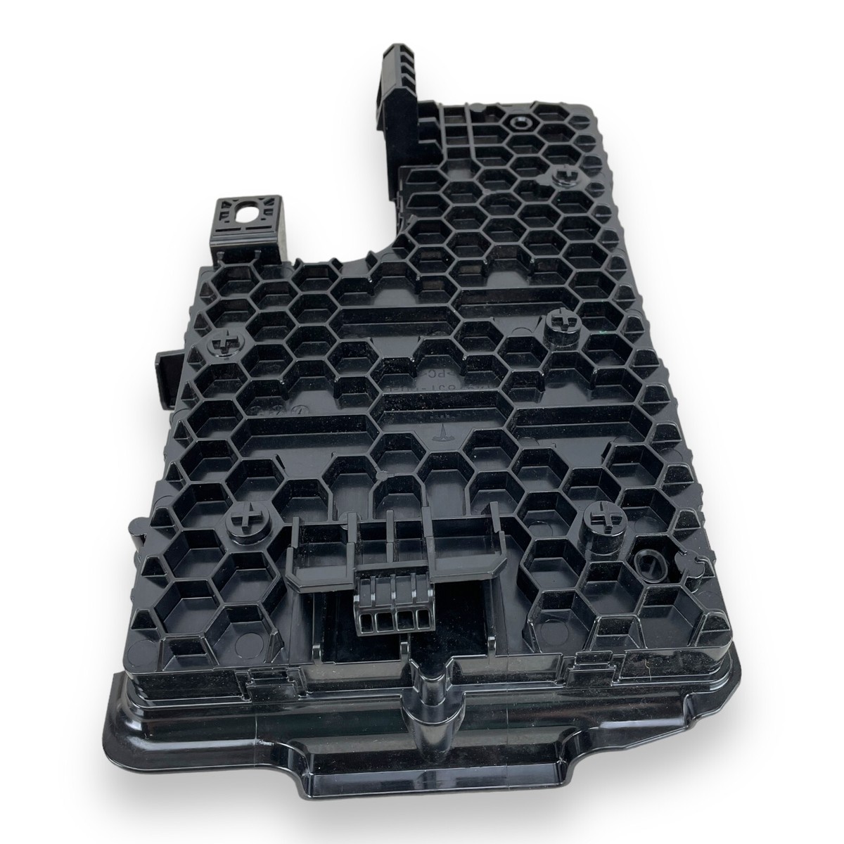 k m 本体 2022-2023 Tesla Model Y Front left low voltage body