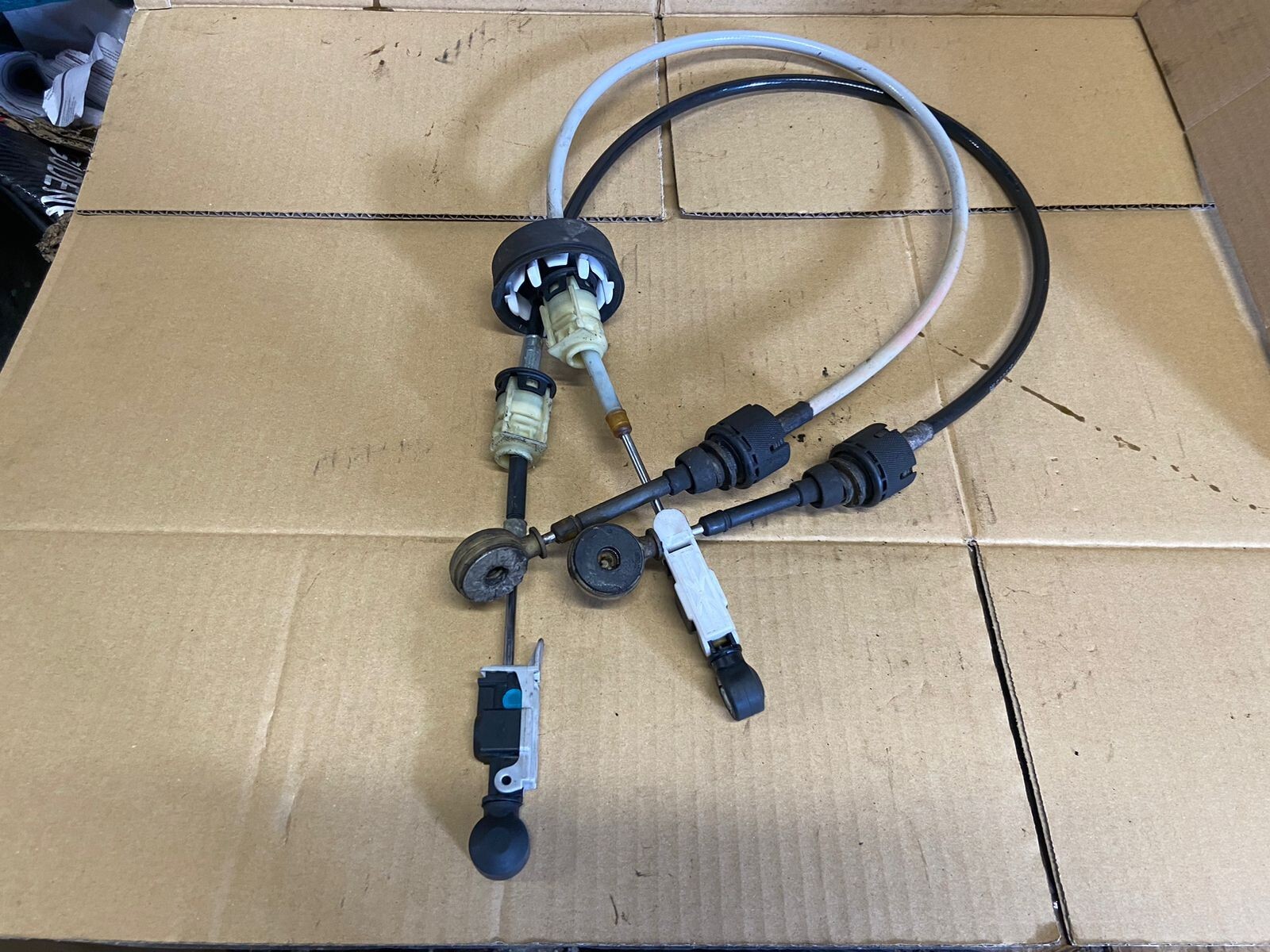 20052014 VAUXHALL ZAFIRA B 1.6 PETROL MANUAL GEARBOX LINKAGE SELECTOR