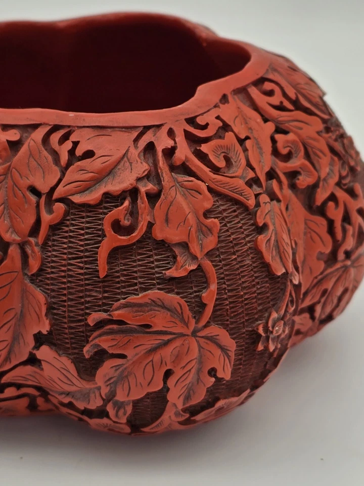 Vintage Cinábrio Vermelho Esculpido 5”Cachepot Bugigangas Caixa Formato Cabaça SEM TAMPA - Imagem 4 de 4