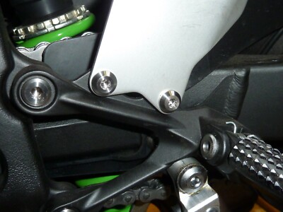 KAWASAKI ZX6R 636 2019-2025 RIDER FOOTREST REARSET HEEL PLATE