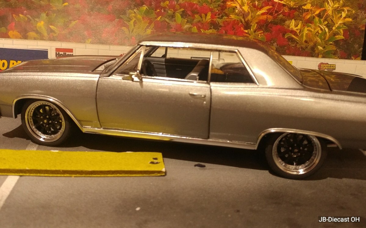 1:18 Acme 1965 Chevrolet Chevelle THE ANVIL 502 Big Block Charcoal