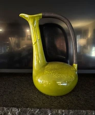 VTG Green Midcentury Jaru Pottery Vase California Bird Pitcher Vase Drip Glaze