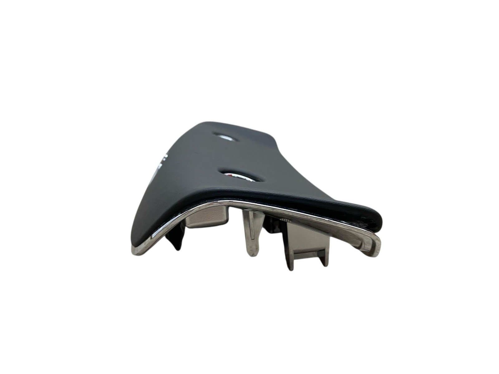 2016-2020 BENTLEY BENTAYGA FRONT RIGHT PASSENGER HEAREST TRIM APPLIQUE INSERT