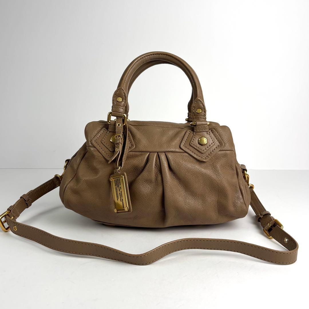 Auth MARC BY MARC JACOBS Classic Q Baby Groovee Beige Leather 2