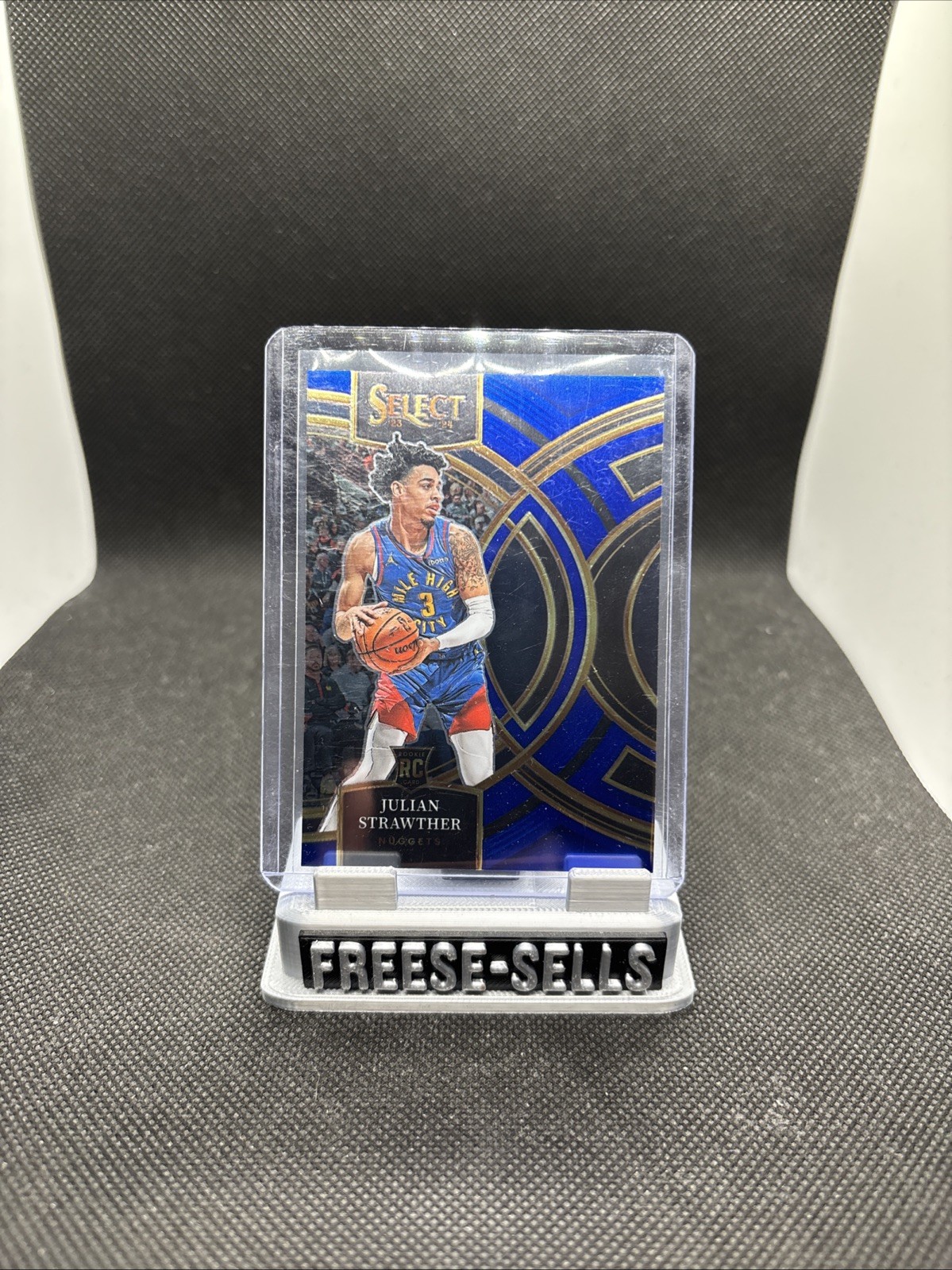 2023-24 Panini Select - Premier Level Julian Strawther #101 Blue (RC)