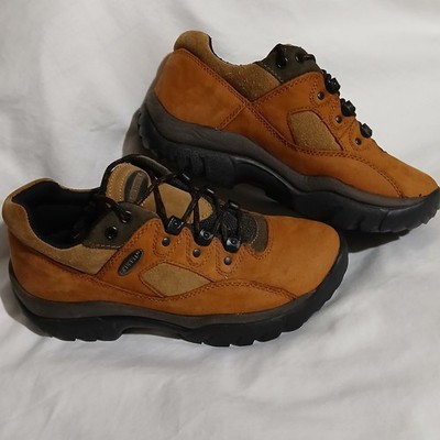 Merell Monterrey Cinnamon 7 1/2 Women's Hikers Vibram Sole Torsion Cotrol System