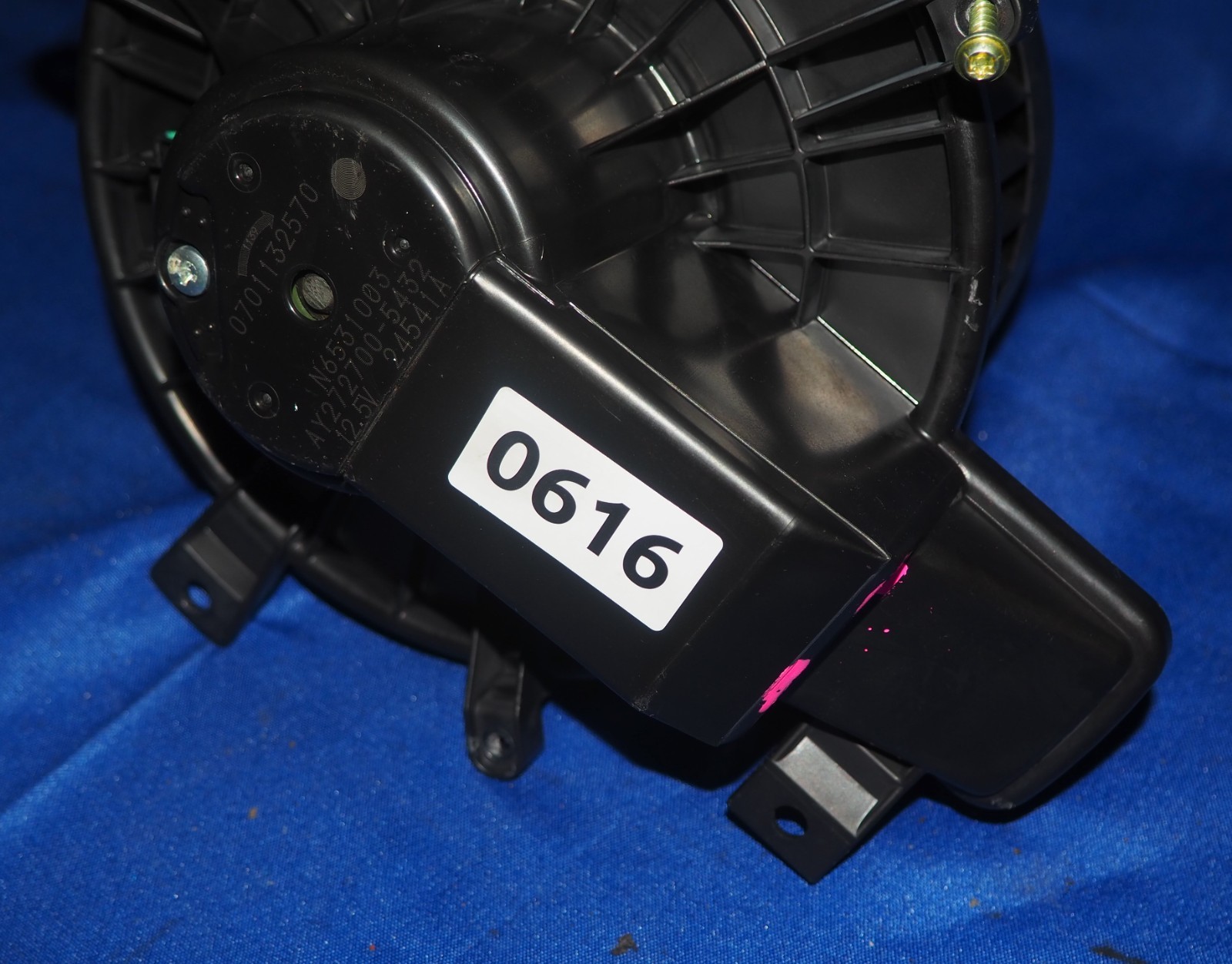 2014-2024 Maserati Ghibli HVAC AC A/C Heat Heater Air Blower Motor Fan OEM