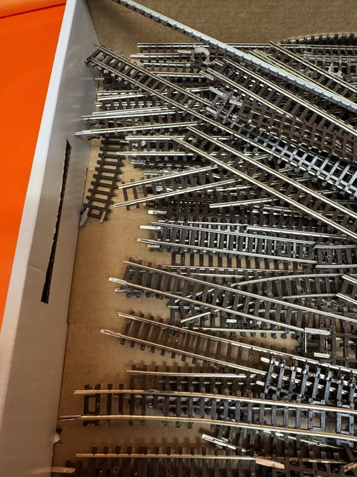 Fleischmann Bundle N Gauge Rails Straight Curves Used - Image 2 of 4