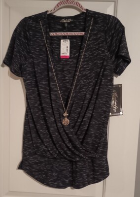Absolutely Famous Black And Gray Blouse NWT Size Medium With Necklace