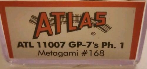 Atlas N Scale GP-7 Diesel Boston & Maine #1557 - Picture 6 of 6