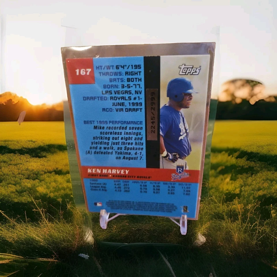 Tarjetas de novato Ken Harvey, Royals, 2000 Bowman's Best Blue Refractor (#2245/2999) Foto 2 de 2