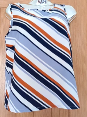 Ladies Summer Top Size 10 Women - Image 1 of 4