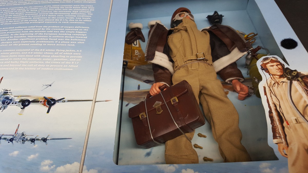 G.I. Joe B-17 Bomber Crewman フィギュア GI Joe 1/6 B-17 bomber crewman action figure | eBay