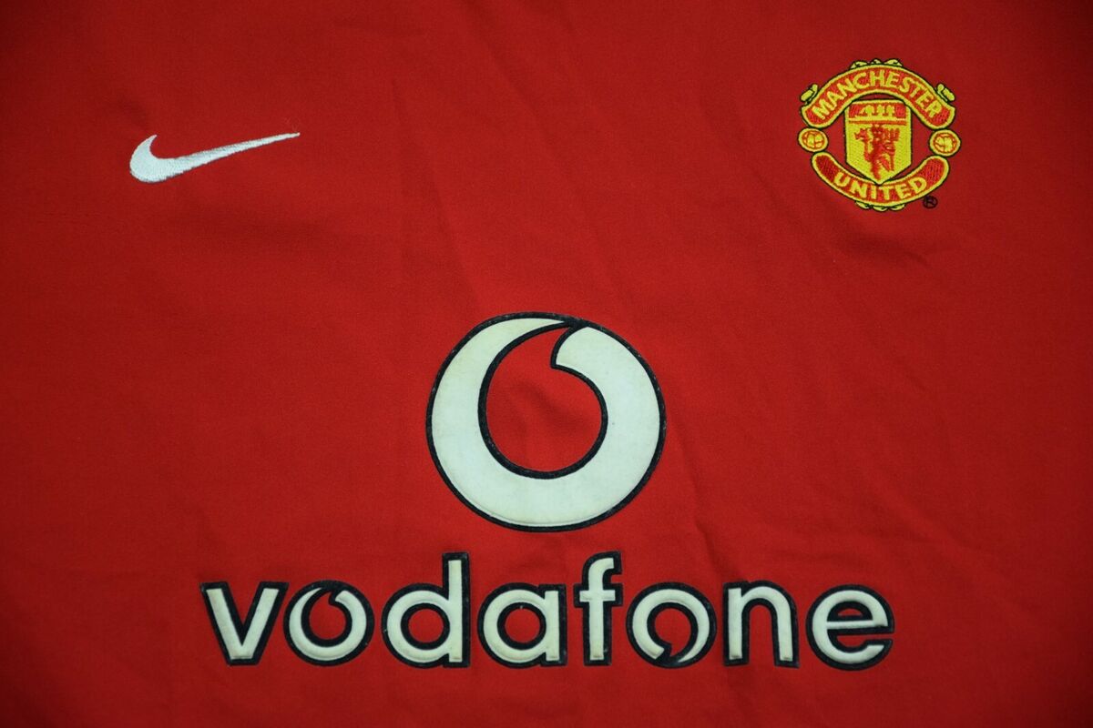 nike shirt manchester jersey vodafone kit red XL US 18/20 nike shirt manchester jersey vodafone kit red XL US 18/20