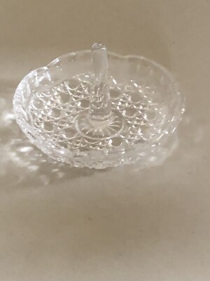 VTG HAND CUT GLASS RING HOLDER TRINKET DISH 2,75”TALL